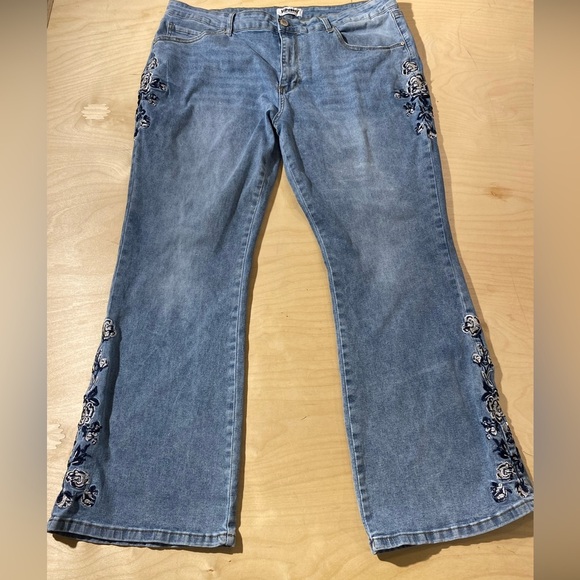 VIP Honey Flare Leg Jeans 4 XL (KK) - Picture 5 of 13